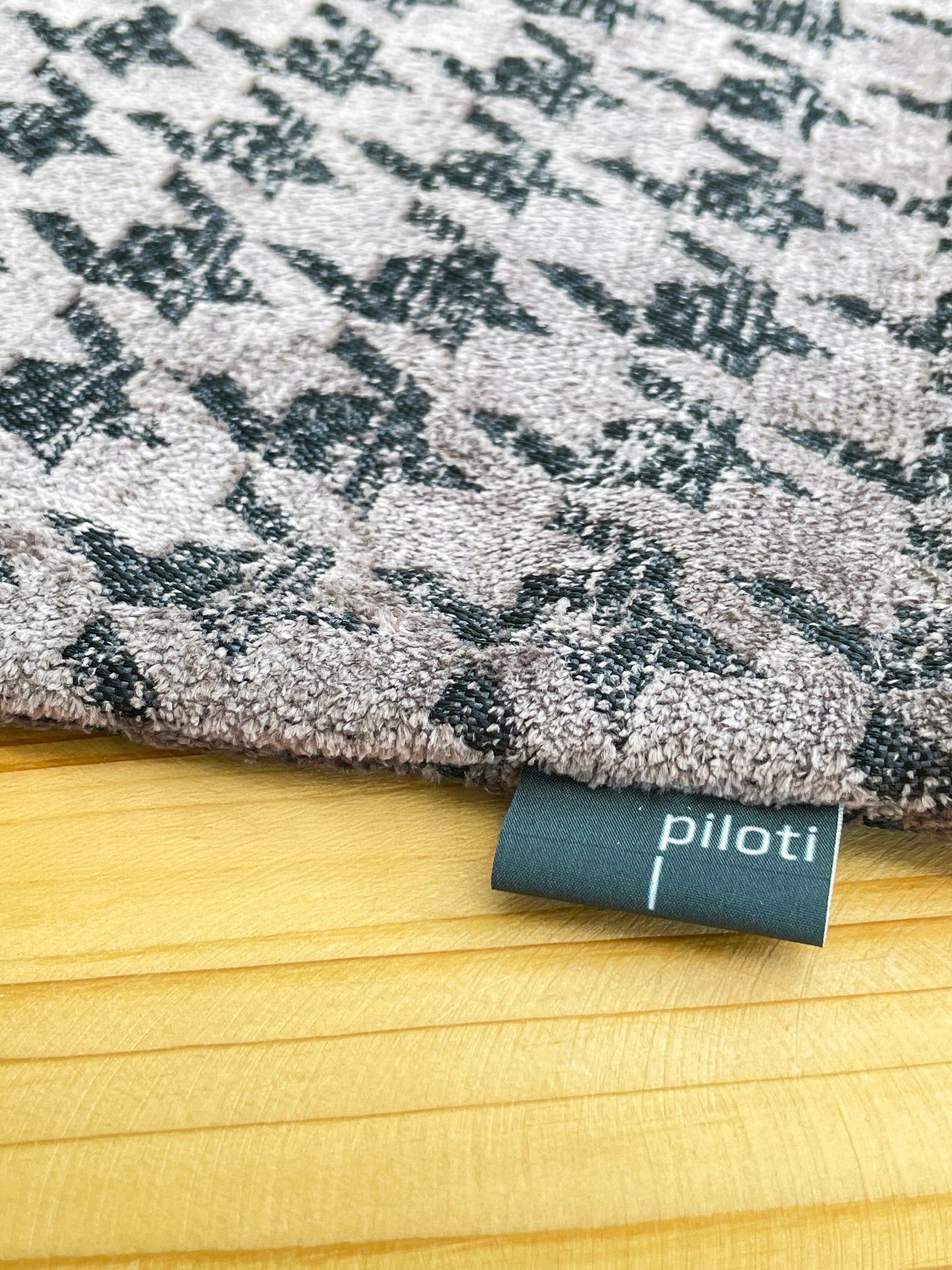 Taupe Houndstooth