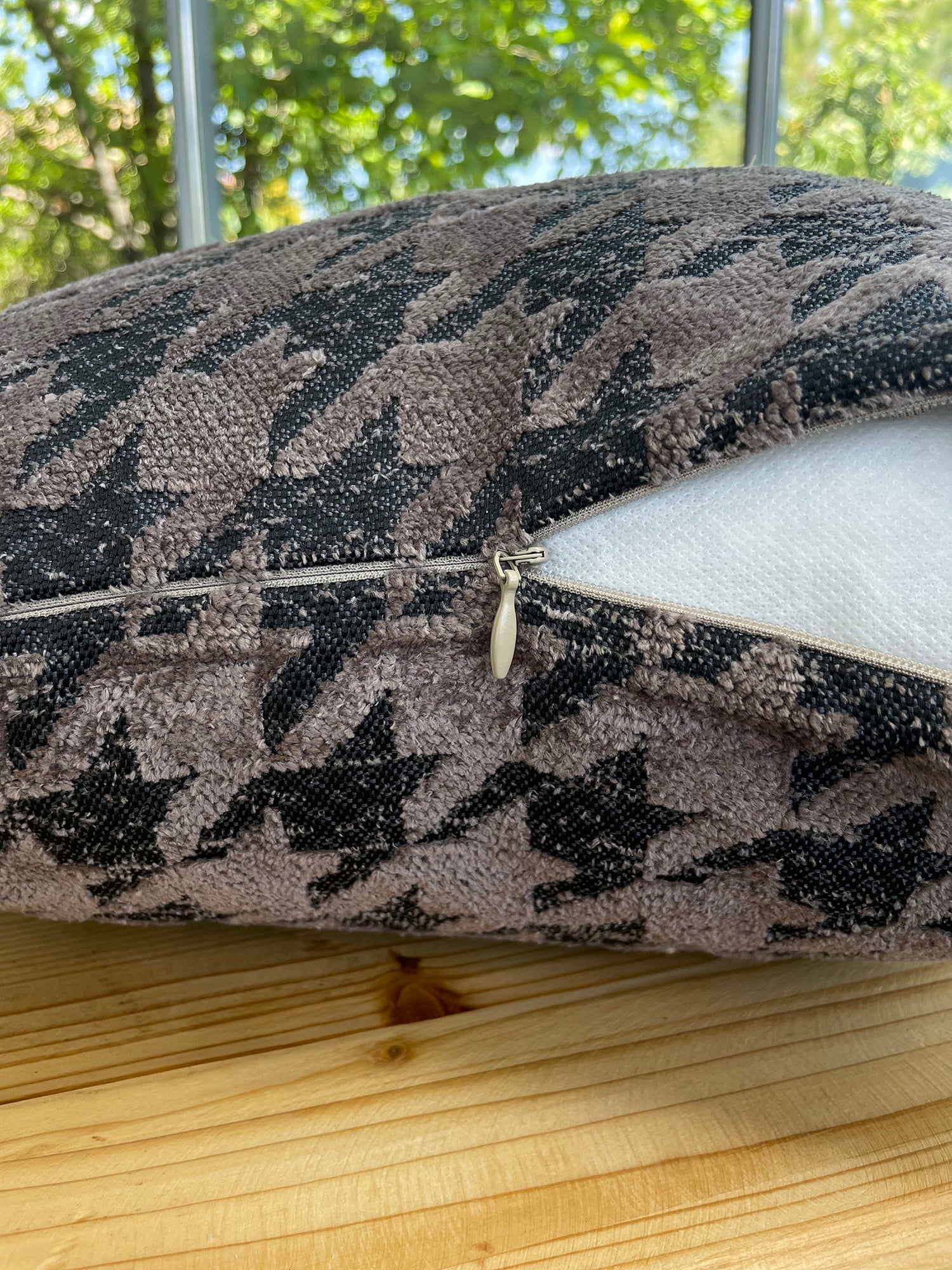 Taupe Houndstooth