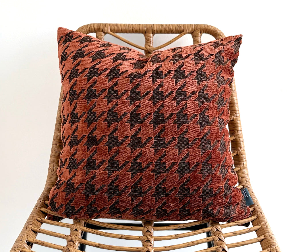 Reddish Houndstooth
